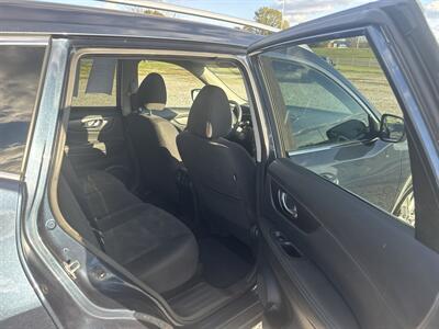 2016 Nissan Rogue SV   - Photo 7 - Madisonville, TN 37354