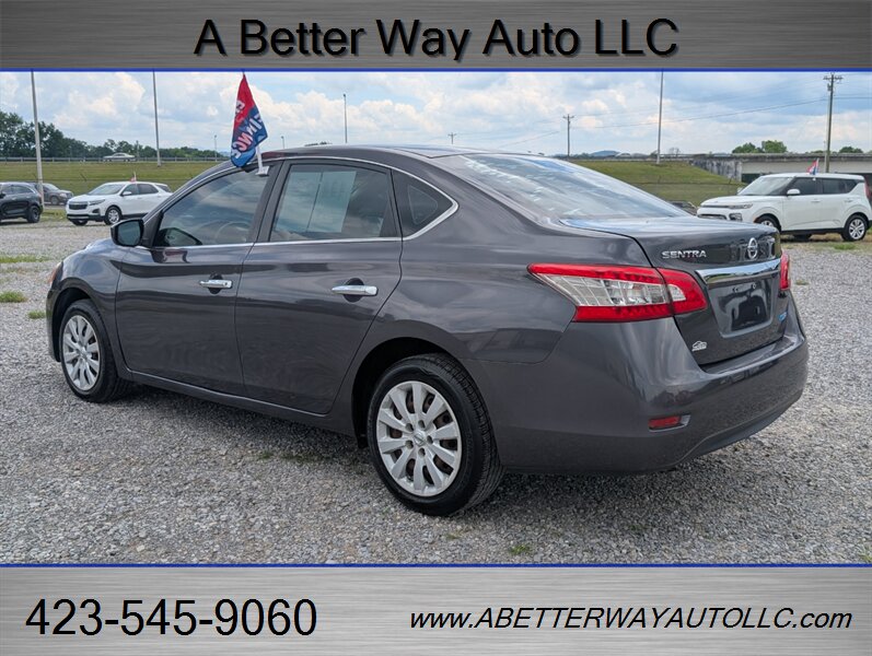 2014 Nissan Sentra S - Photo 2 - Madisonville, TN 37354