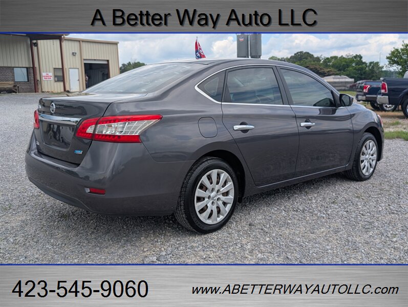 2014 Nissan Sentra S - Photo 4 - Madisonville, TN 37354