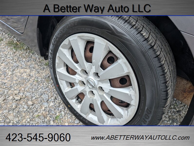 2014 Nissan Sentra S - Photo 8 - Madisonville, TN 37354