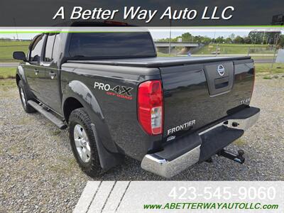 2012 Nissan Frontier SV V6 - Photo 2 - Madisonville, TN 37354