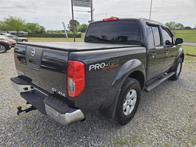 2012 Nissan Frontier SV V6 Pro 4X   - Photo 3 - Madisonville, TN 37354