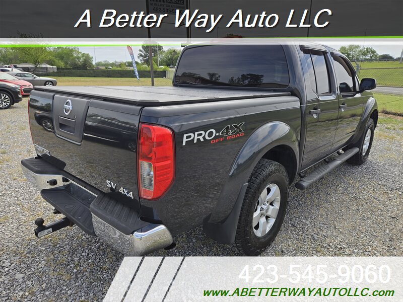 2012 Nissan Frontier SV V6 - Photo 3 - Madisonville, TN 37354