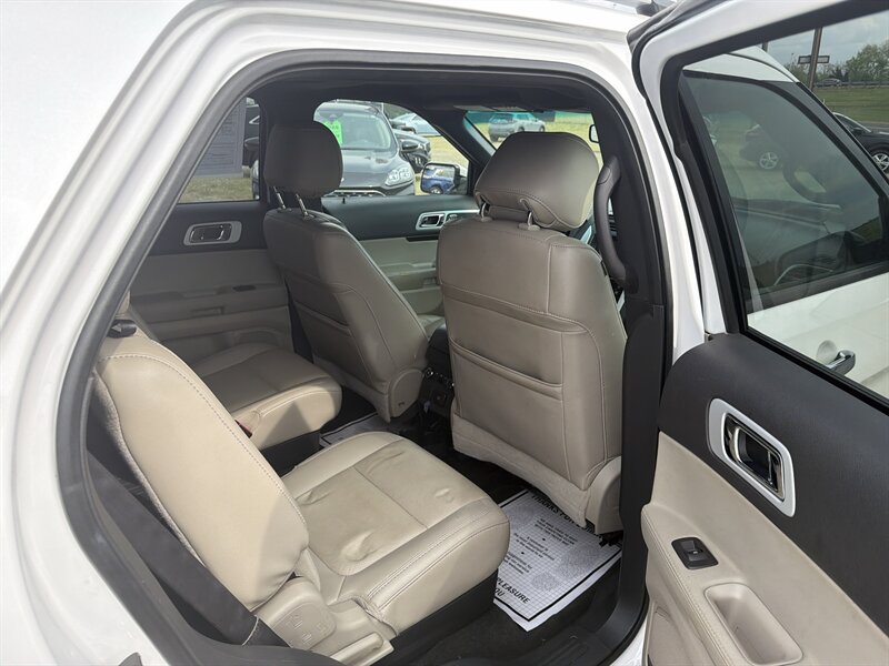 2014 Ford Explorer Limited - Photo 7 - Madisonville, TN 37354