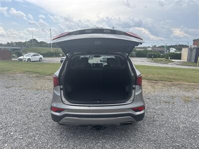 2017 Hyundai SANTA FE Sport 2.4L   - Photo 11 - Madisonville, TN 37354