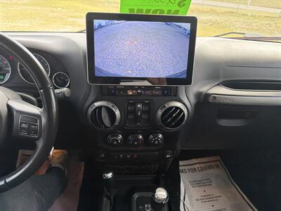 2018 Jeep Wrangler JK Unlimited Sport S   - Photo 6 - Madisonville, TN 37354