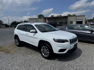 2019 Jeep Cherokee Latitude Plus   - Photo 2 - Madisonville, TN 37354