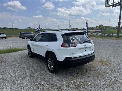 2019 Jeep Cherokee Latitude Plus   - Photo 4 - Madisonville, TN 37354