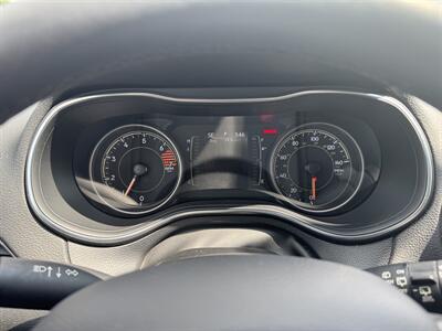 2019 Jeep Cherokee Latitude Plus   - Photo 12 - Madisonville, TN 37354