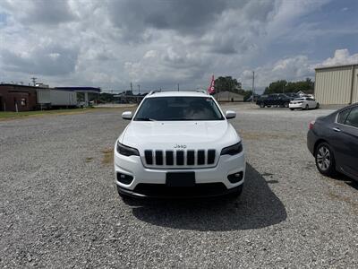 2019 Jeep Cherokee Latitude Plus   - Photo 11 - Madisonville, TN 37354