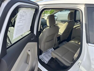 2018 Ford Escape SE   - Photo 8 - Madisonville, TN 37354