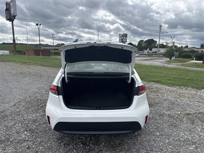 2022 Toyota Corolla LE   - Photo 13 - Madisonville, TN 37354