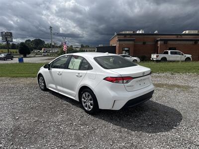 2022 Toyota Corolla LE   - Photo 4 - Madisonville, TN 37354