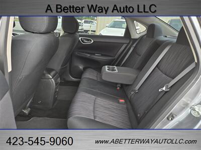 2019 Nissan Sentra SV - Photo 7 - Madisonville, TN 37354