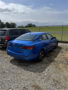 2022 Nissan Sentra SV   - Photo 2 - Madisonville, TN 37354