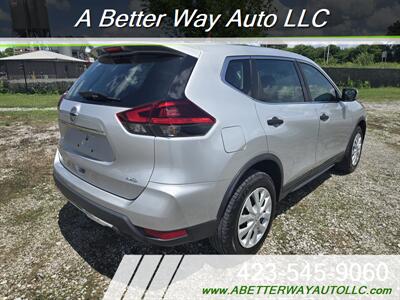 2020 Nissan Rogue S   - Photo 4 - Madisonville, TN 37354