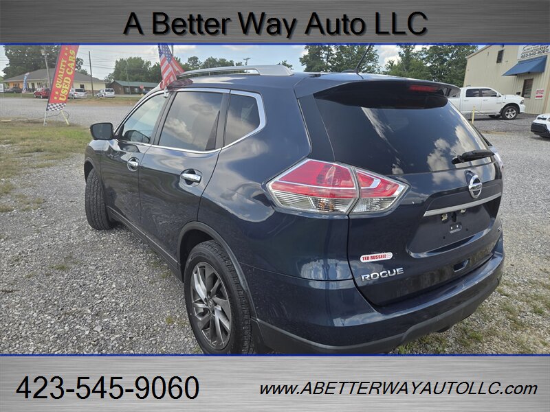 2015 Nissan Rogue SV - Photo 2 - Madisonville, TN 37354