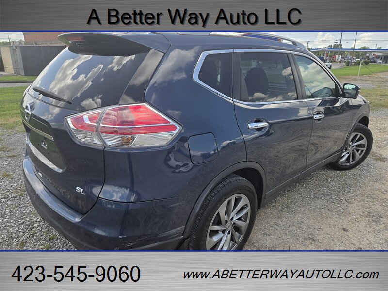 2015 Nissan Rogue SV - Photo 4 - Madisonville, TN 37354
