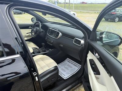 2017 Kia Sorento SX Limited V6   - Photo 6 - Madisonville, TN 37354