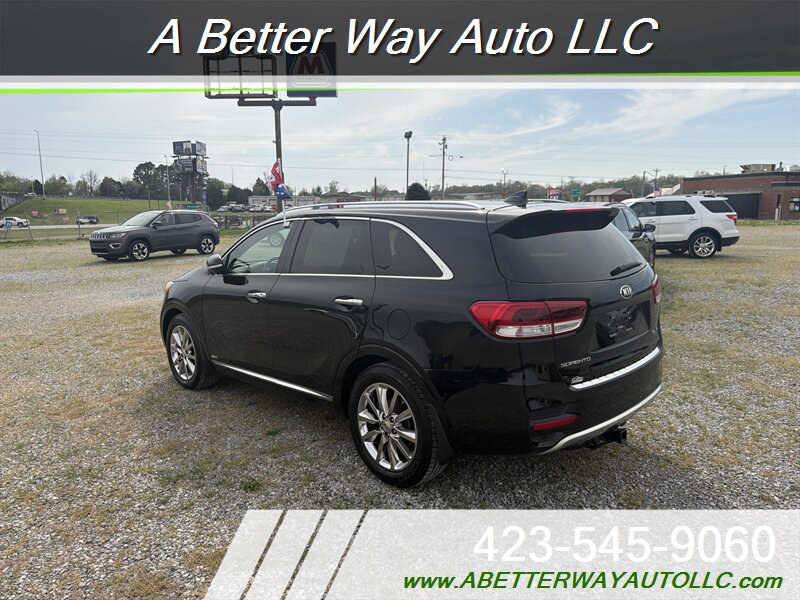 2017 Kia Sorento SX Limited V6 - Photo 4 - Madisonville, TN 37354
