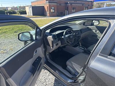 2012 Honda Civic LX - Photo 5 - Madisonville, TN 37354