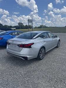 2023 Nissan Altima 2.5 SL   - Photo 1 - Madisonville, TN 37354