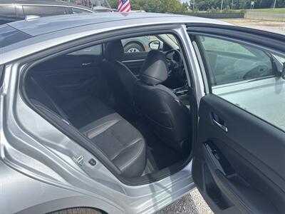2023 Nissan Altima 2.5 SL   - Photo 8 - Madisonville, TN 37354