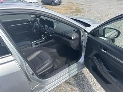 2023 Nissan Altima 2.5 SL   - Photo 7 - Madisonville, TN 37354