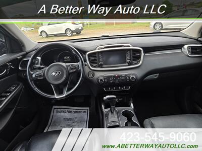 2017 Kia Sorento SX Limited V6 - Photo 5 - Madisonville, TN 37354