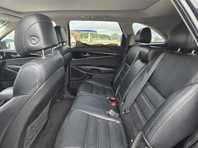 2017 Kia Sorento SX Limited V6   - Photo 7 - Madisonville, TN 37354