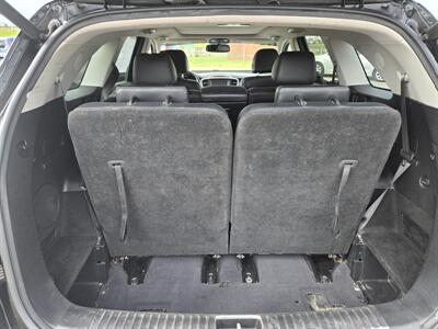 2017 Kia Sorento SX Limited V6   - Photo 9 - Madisonville, TN 37354