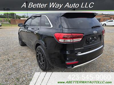 2017 Kia Sorento SX Limited V6 - Photo 2 - Madisonville, TN 37354