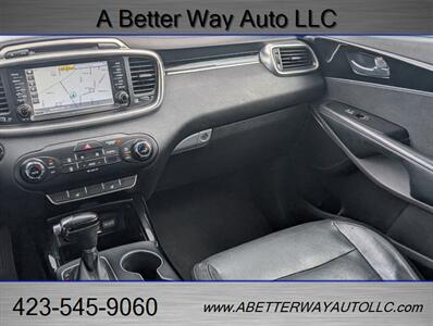 2017 Kia Sorento SX Limited V6   - Photo 12 - Madisonville, TN 37354