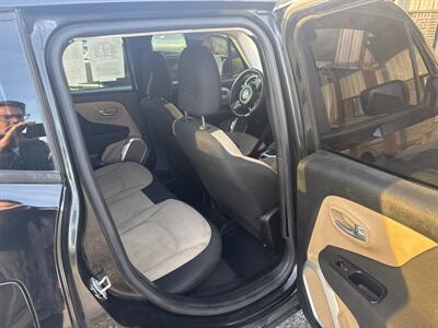 2017 Jeep Renegade Sport   - Photo 7 - Madisonville, TN 37354