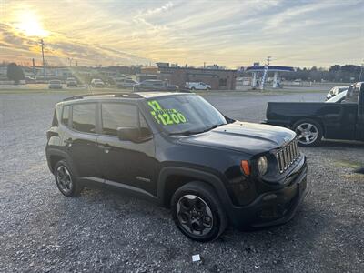 2017 Jeep Renegade Sport   - Photo 2 - Madisonville, TN 37354