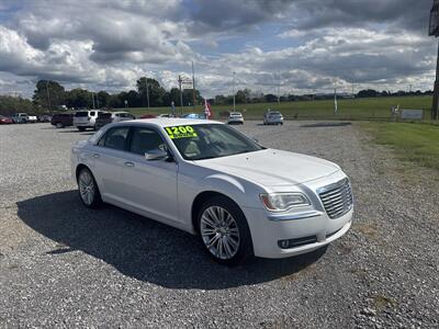 2011 Chrysler 300 Series Limited   - Photo 2 - Madisonville, TN 37354