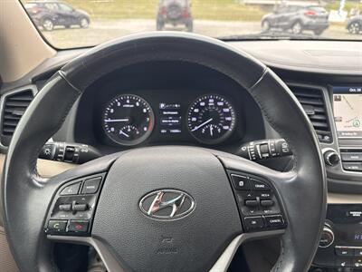 2018 Hyundai TUCSON SEL Plus - Photo 9 - Madisonville, TN 37354