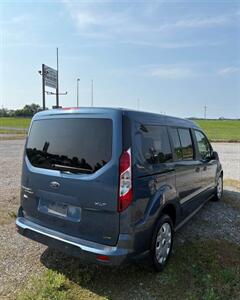 2022 Ford Transit Connect XLT   - Photo 2 - Madisonville, TN 37354