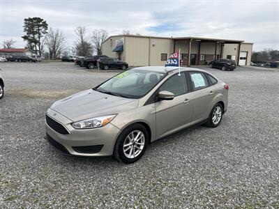 2016 Ford Focus SE   - Photo 1 - Madisonville, TN 37354