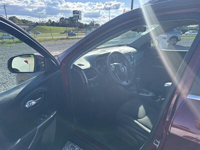 2019 Jeep Cherokee Latitude - Photo 7 - Madisonville, TN 37354