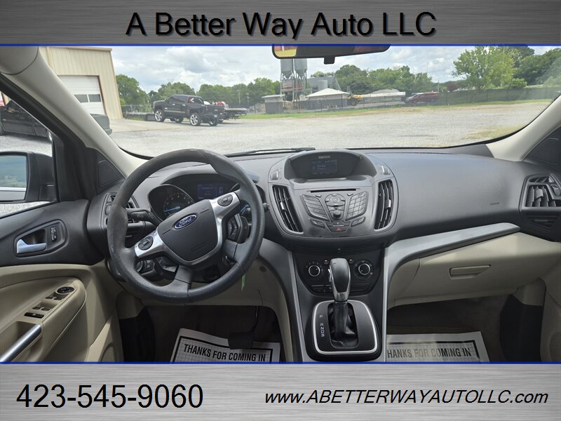 2013 Ford Escape SE - Photo 6 - Madisonville, TN 37354