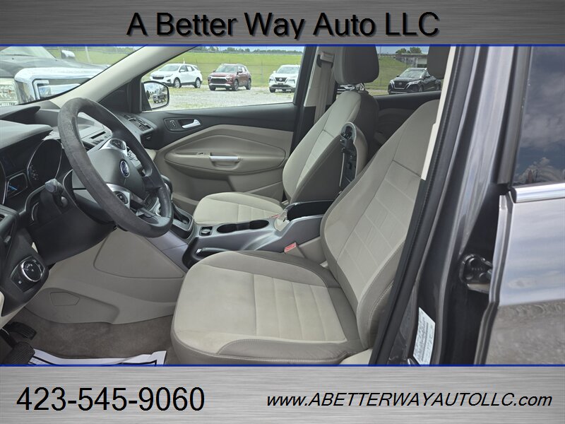 2013 Ford Escape SE - Photo 7 - Madisonville, TN 37354