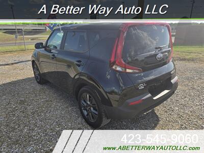 2021 Kia Soul S - Photo 2 - Madisonville, TN 37354
