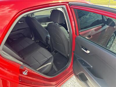 2020 Kia Rio 5-Door S   - Photo 7 - Madisonville, TN 37354