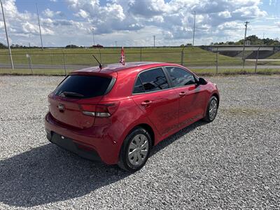 2020 Kia Rio 5-Door S   - Photo 3 - Madisonville, TN 37354