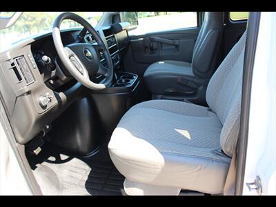 2020 Chevrolet Express LT 3500   - Photo 19 - Euless, TX 76040