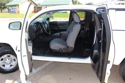 2022 Toyota Tacoma SR - Photo 17 - Euless, TX 76040