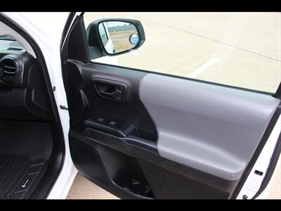 2022 Toyota Tacoma SR   - Photo 18 - Euless, TX 76040