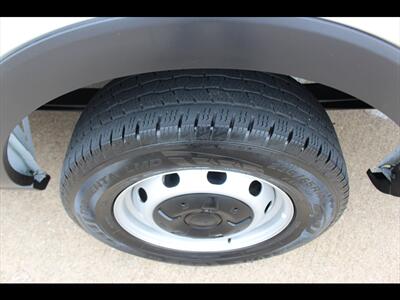 2023 Ford Transit 350   - Photo 32 - Euless, TX 76040