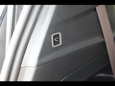 2023 Chrysler Pacifica Touring   - Photo 12 - Euless, TX 76040